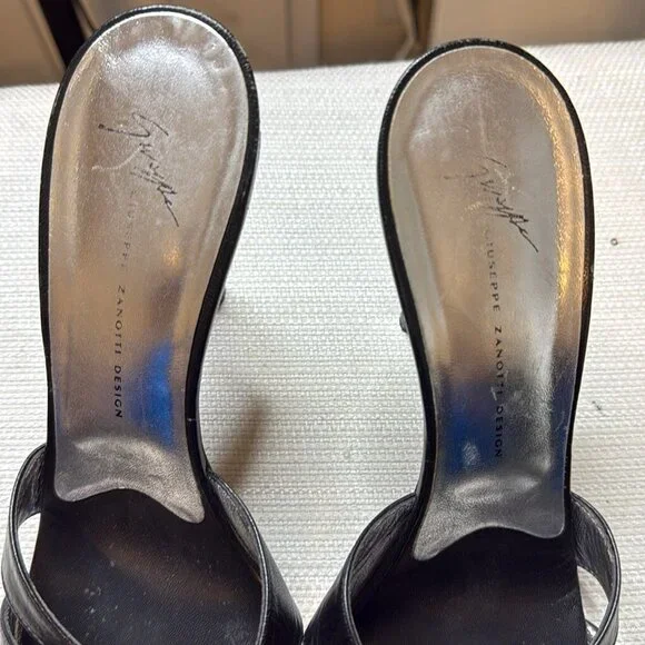 Giuseppe Zanotti Black Open Toe Check Heels - Picture 6 of 9